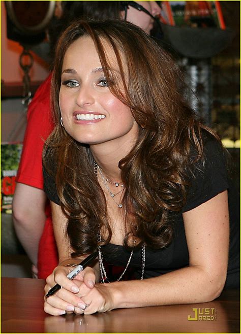 giada de laurentiis nipples|PHOTOS Giada de Laurentiis’ breasts spark。